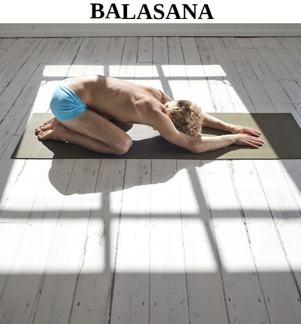 yoga, asana, posture de l'enfant, digestion, colonne vertébrale, stress, fatigue, détente, relâchement, repli sur soi, calme l’esprit